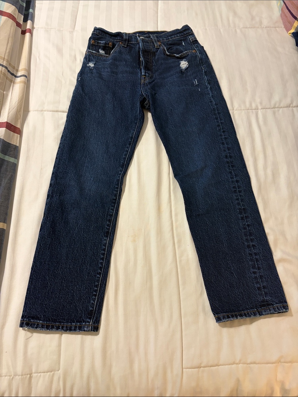 Levi’s 501 Women’s Dark Blue Straight-Leg Jeans